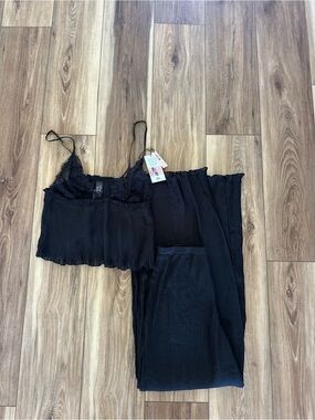Victoria Secret bluebella women’s Black Cami and Wide Leg Pant Set size 6